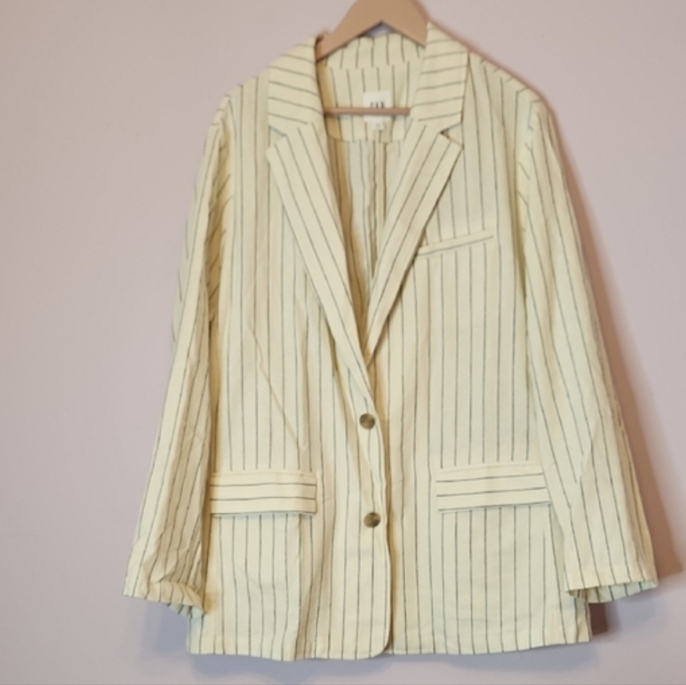 NWOT GAP Relaxed Stripe Linen Blend Blazer, size XXL